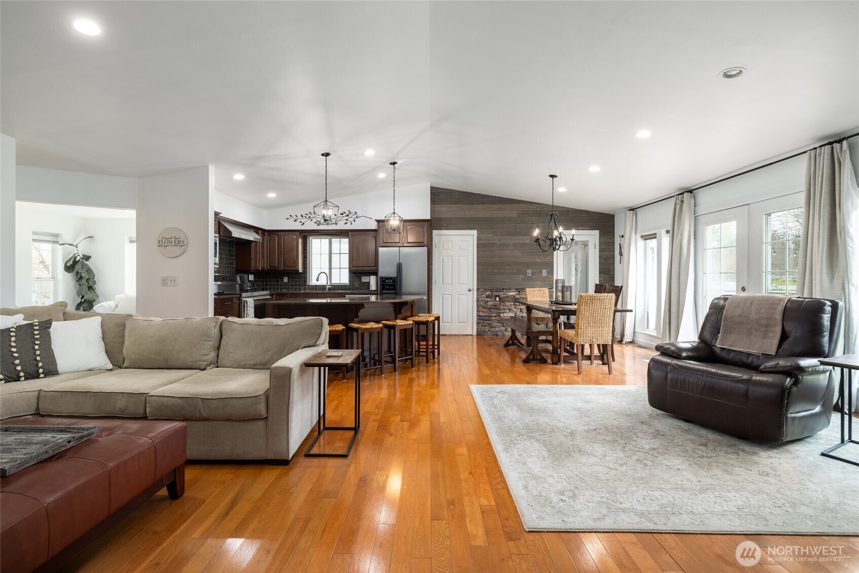 Property Photo:  23925  Goldie Lane  WA 98273 