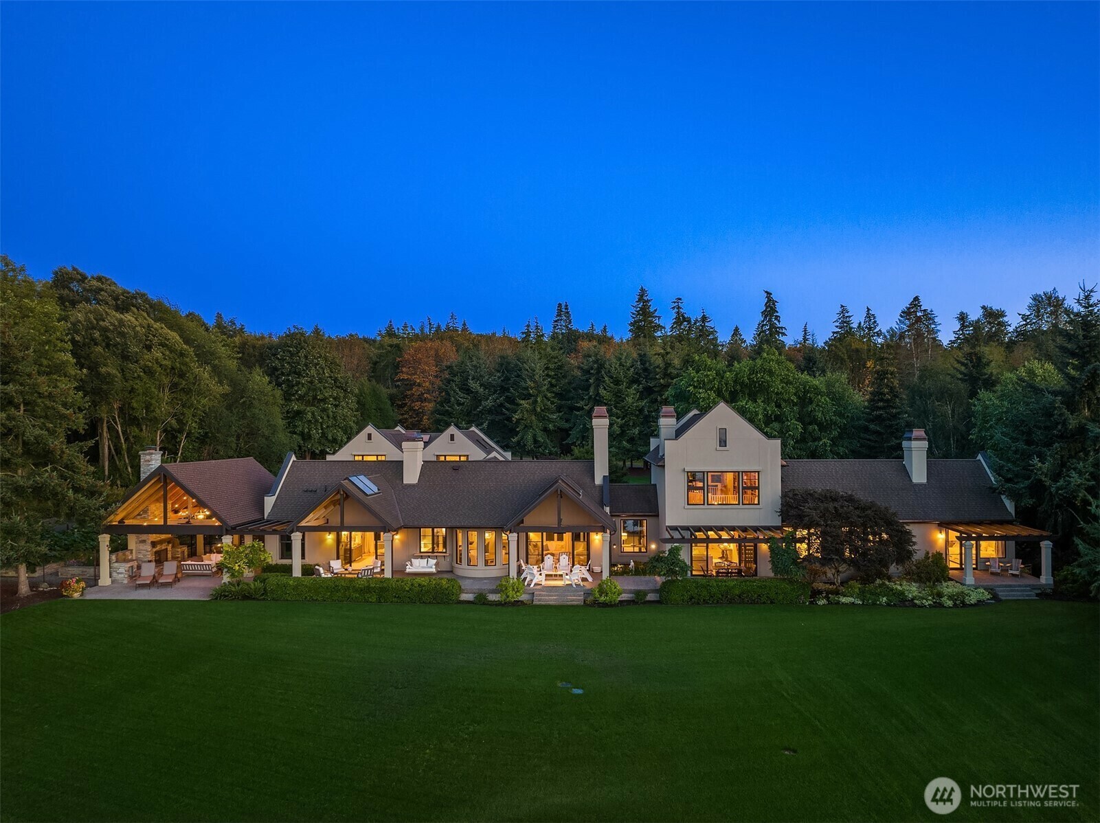 Property Photo: 495 Tillicum Way WA 98282