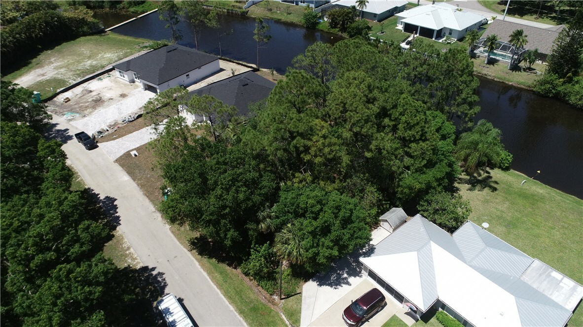 Property Photo:  569 Joy Haven Drive  FL 32958 