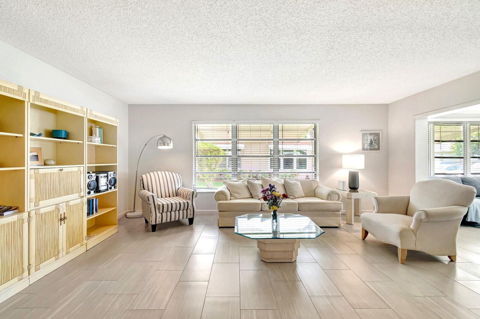 Property Photo: 1315 High Point Way SE D FL 33445