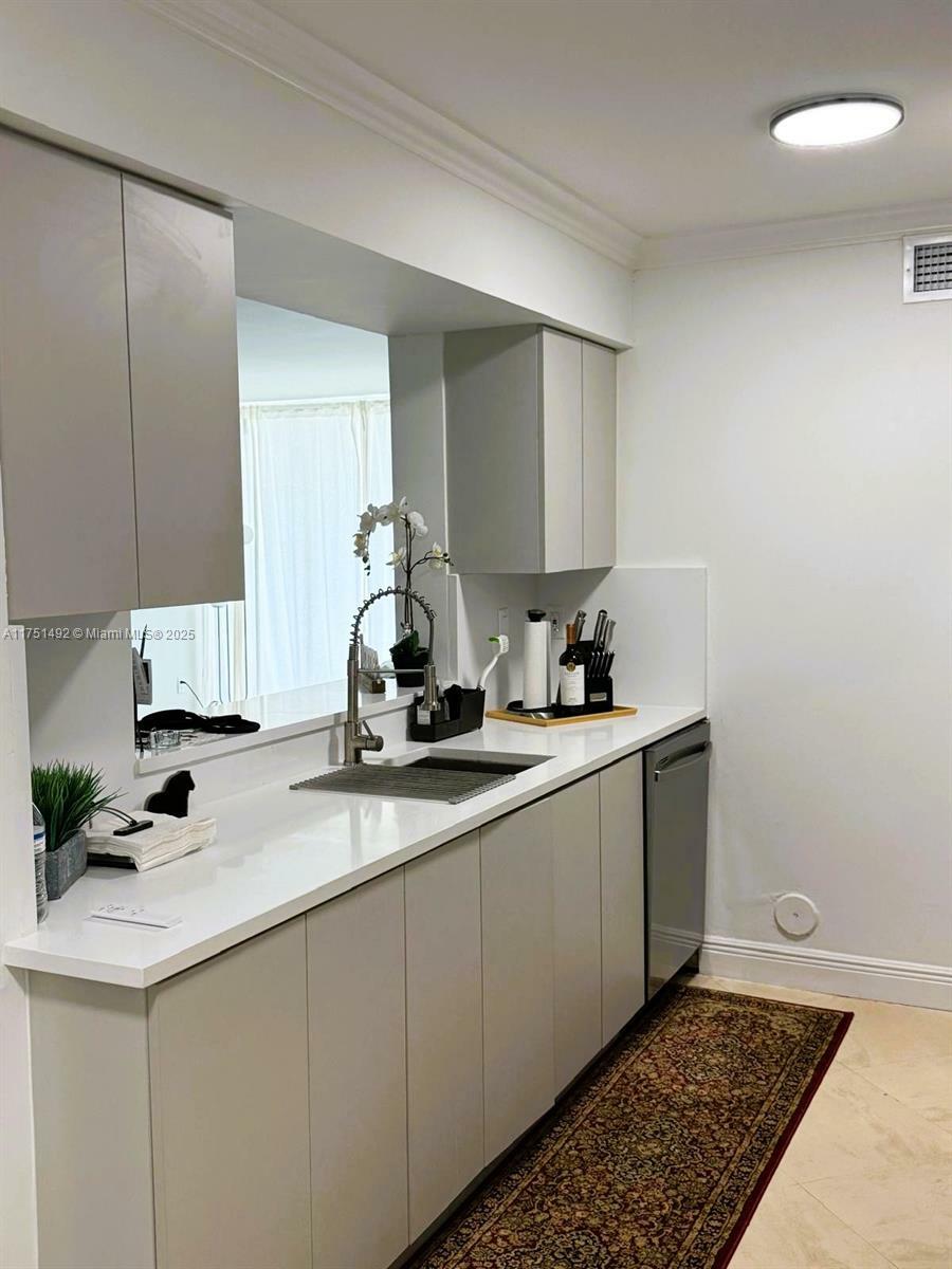 Property Photo: 4730 NW 97th Ct 76 FL 33178