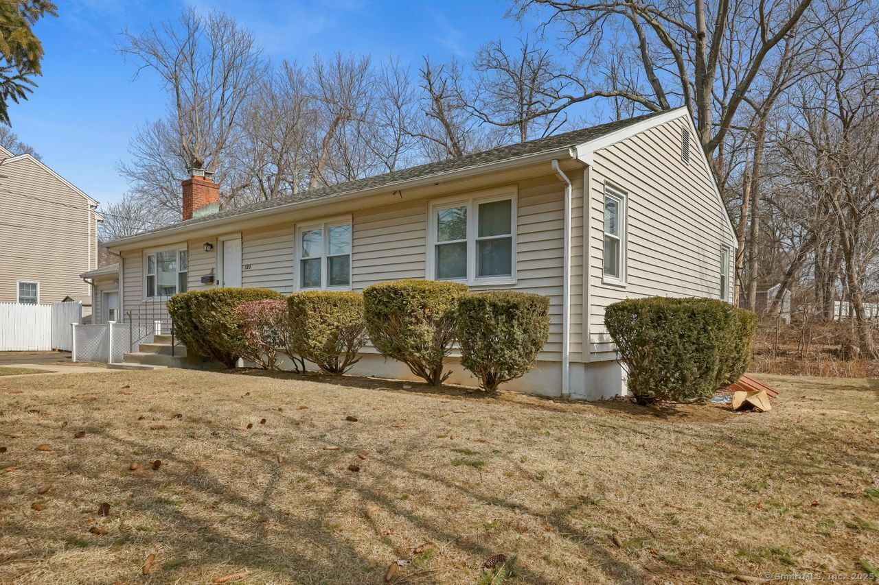 Property Photo:  320 Macon Drive  CT 06606 