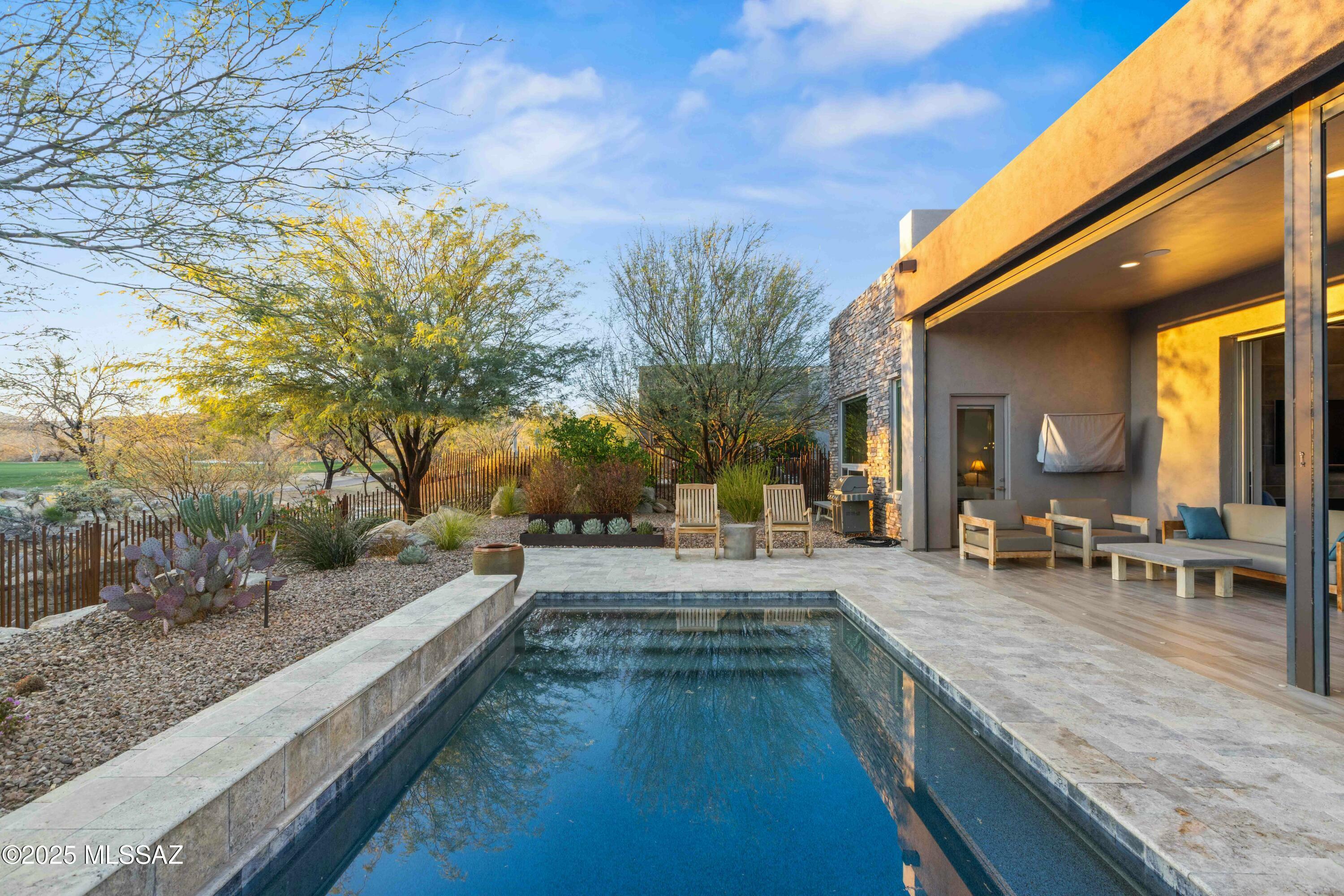 Property Photo: 14209 N Hidden Enclave Place AZ 85755