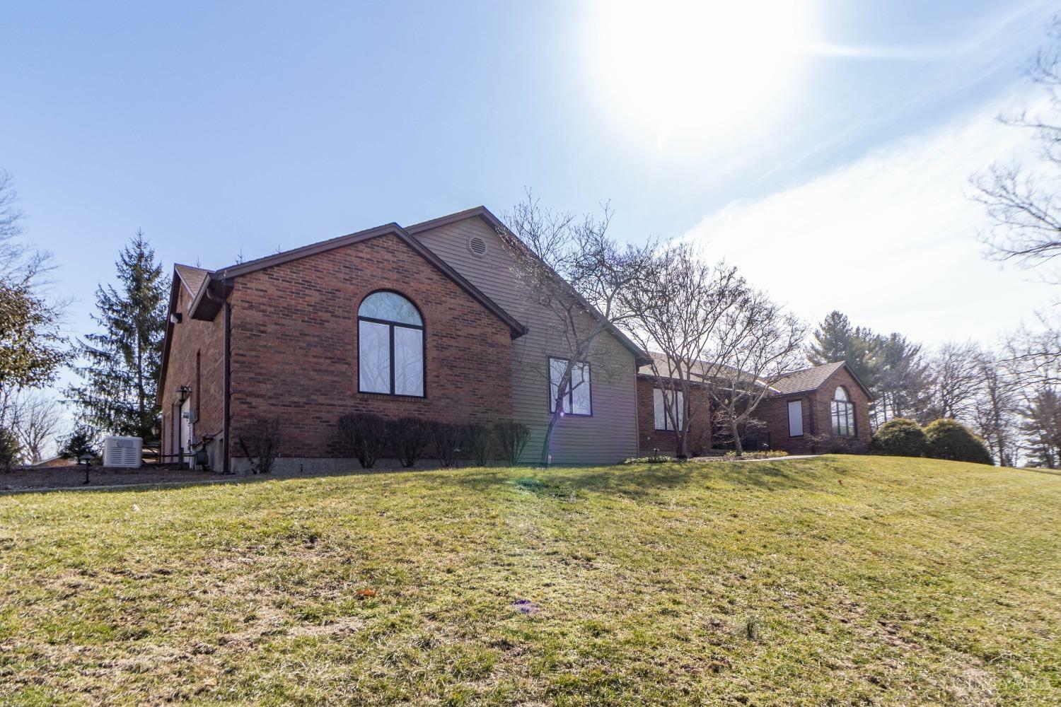 Property Photo: 5239 Hanley Rd OH 45247