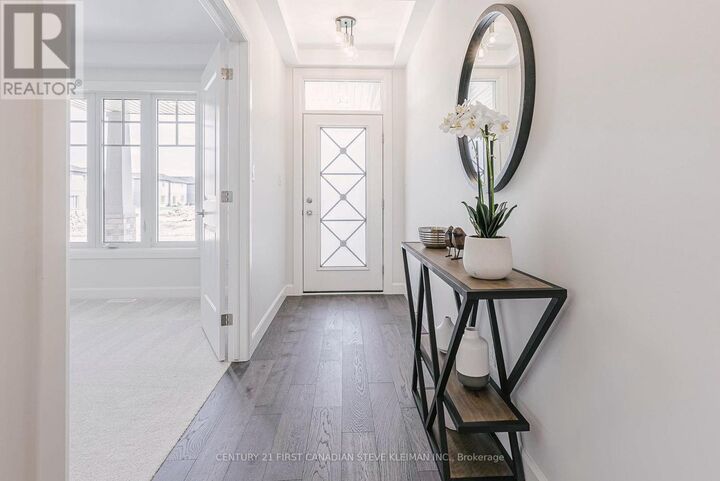 Property Photo: 2650 Buroak Drive 16 ON N6G 5B6