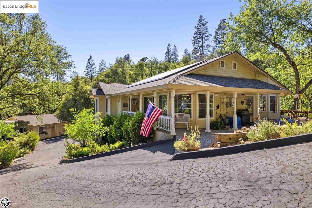 Property Photo: 16109 Comet Mine CA 95370