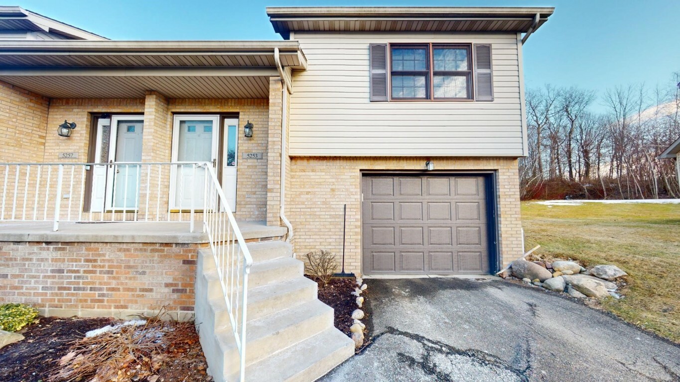5253 Countryside Drive  Erie PA 16511 photo