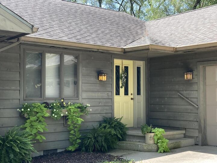 Property Photo: 1530 W Clark Street IN 47978