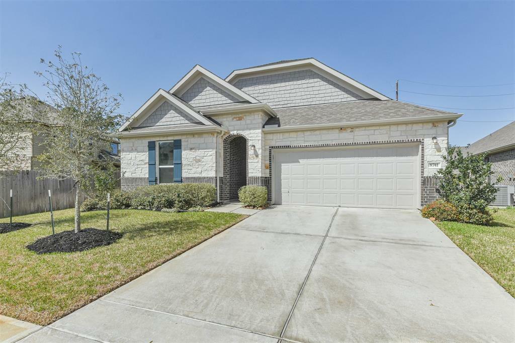 Property Photo: 8741 Lookout Peak Lane TX 77354