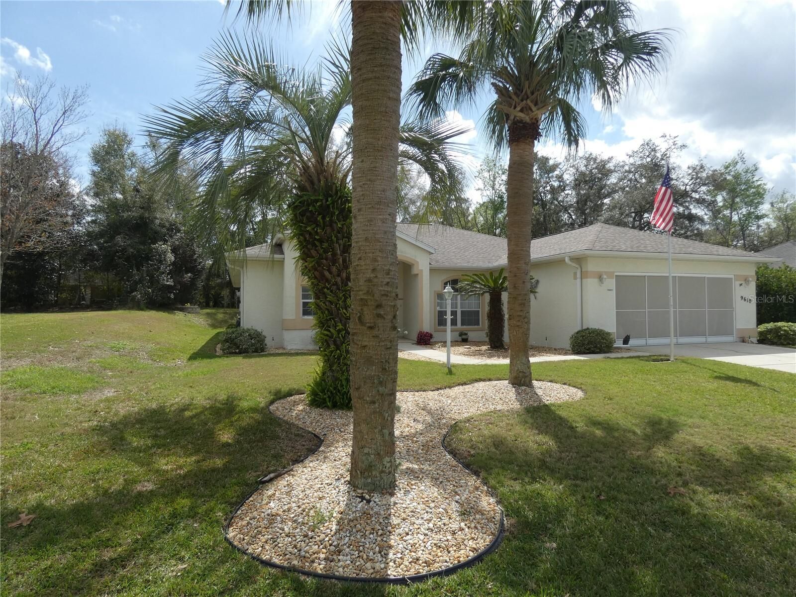 Property Photo:  9610 SW 198th Circle  FL 34432 