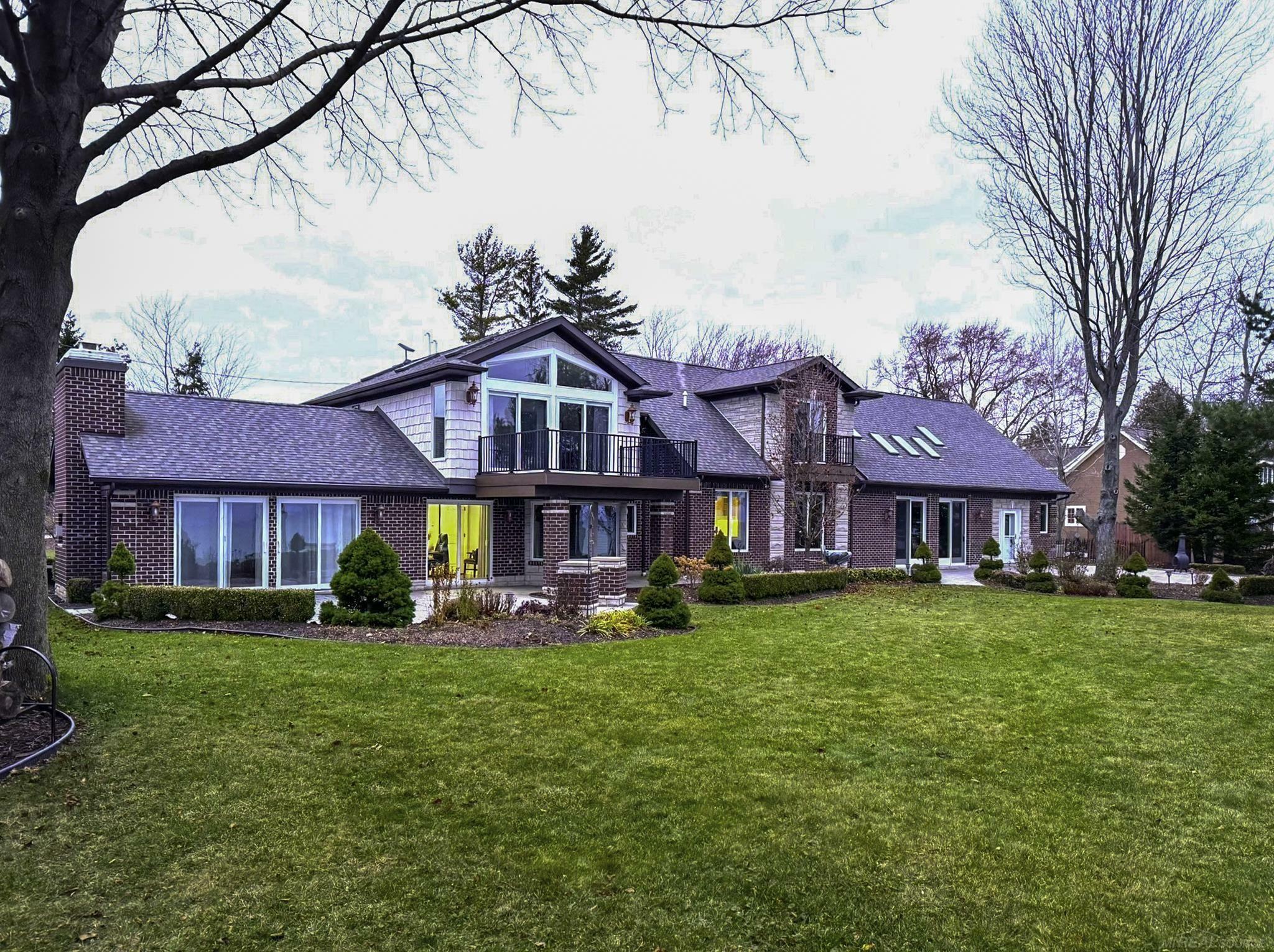 Property Photo: 4612 N Lakeshore Road MI 48427