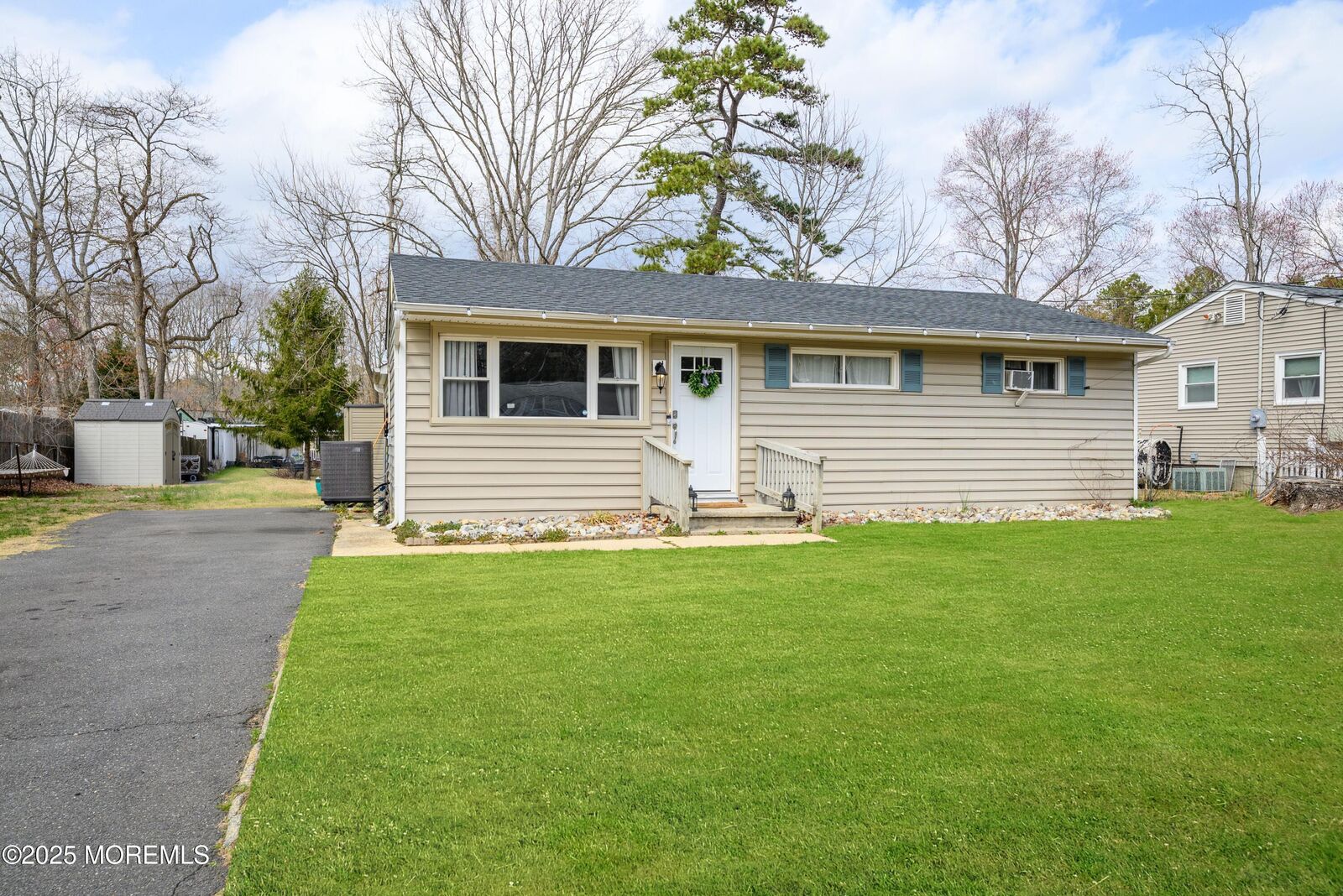 Property Photo:  14 Blue Spruce Drive  NJ 08527 