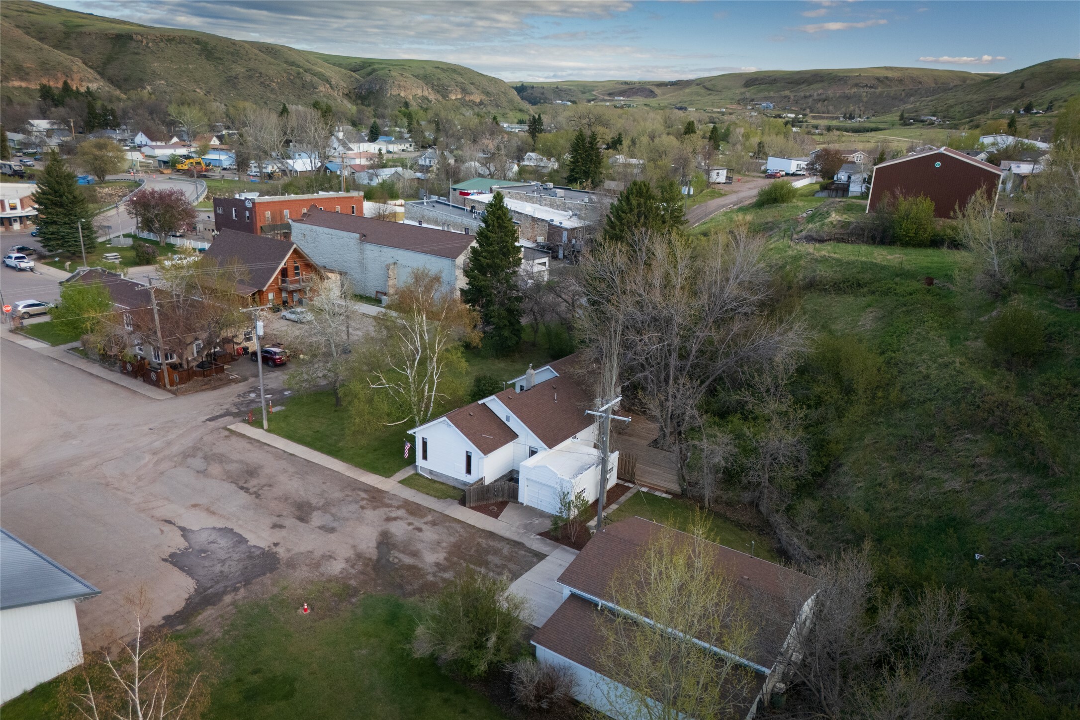 Property Photo: 10 Park Street MT 59412
