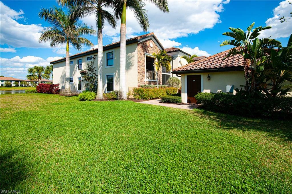 Property Photo: 9529 Avellino Way 2811 FL 34113
