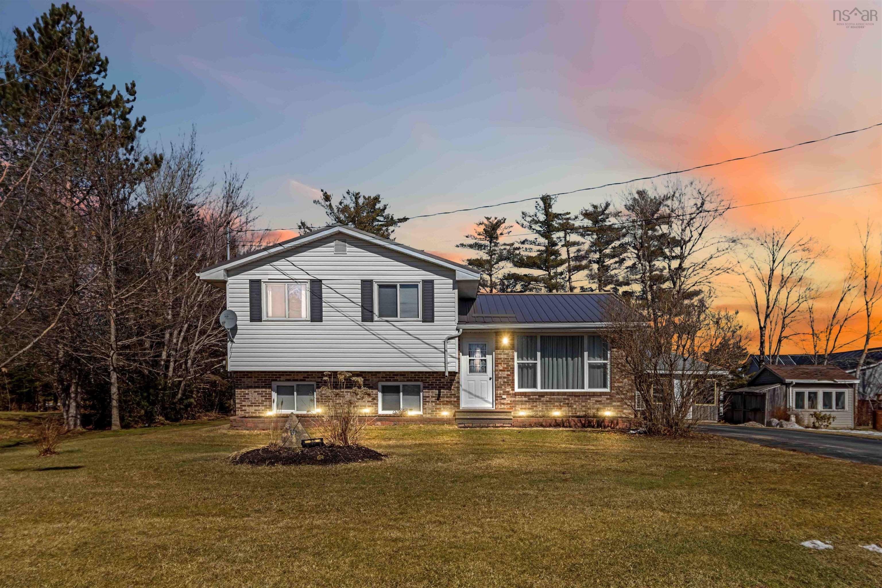 Property Photo:  30 Logan Drive  NS B2S 1N3 