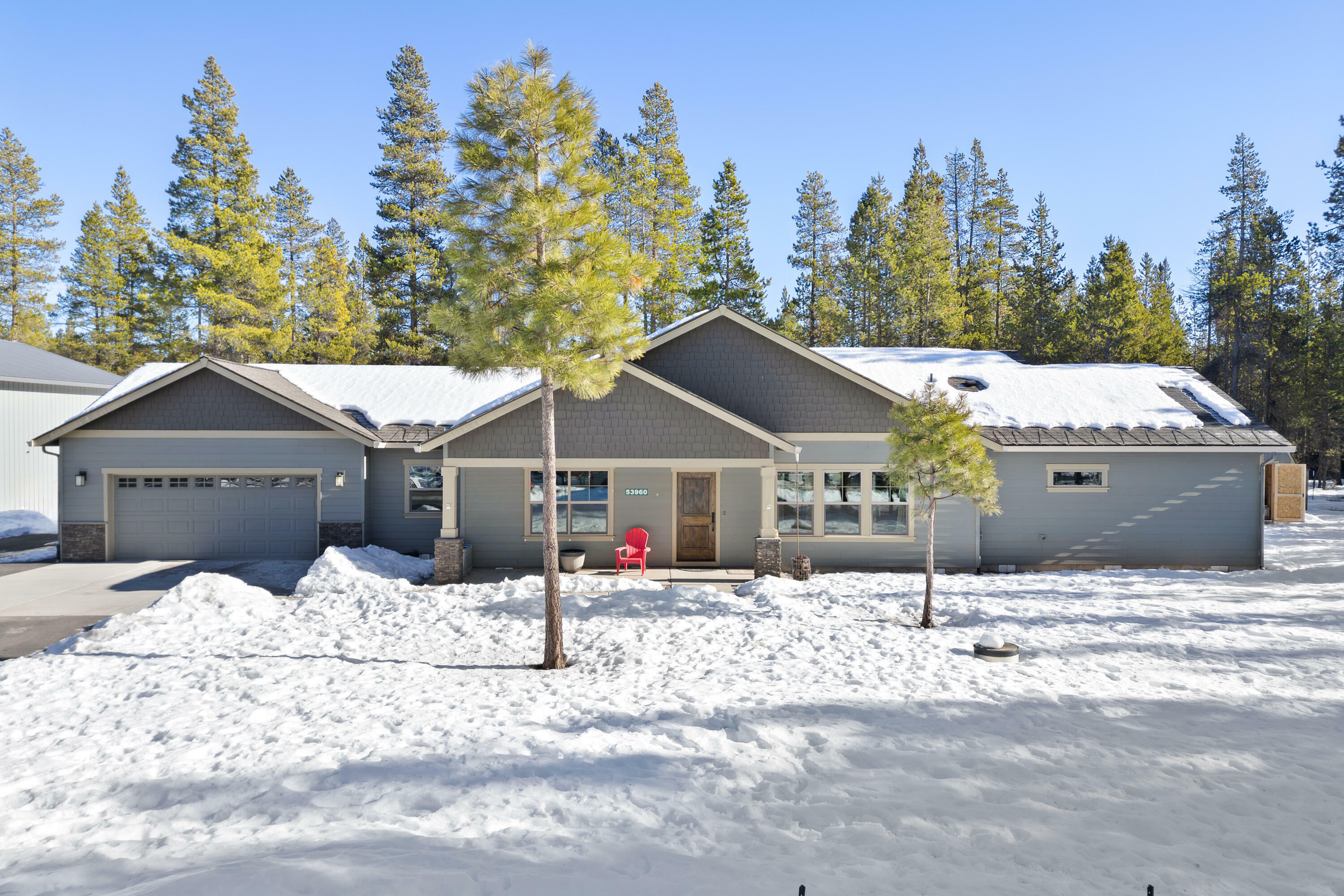 Property Photo:  53960 Yoho Drive  OR 97739 