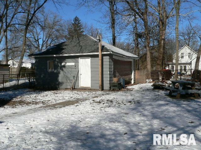 Property Photo:  2803 W Fremont Street  IL 61605 