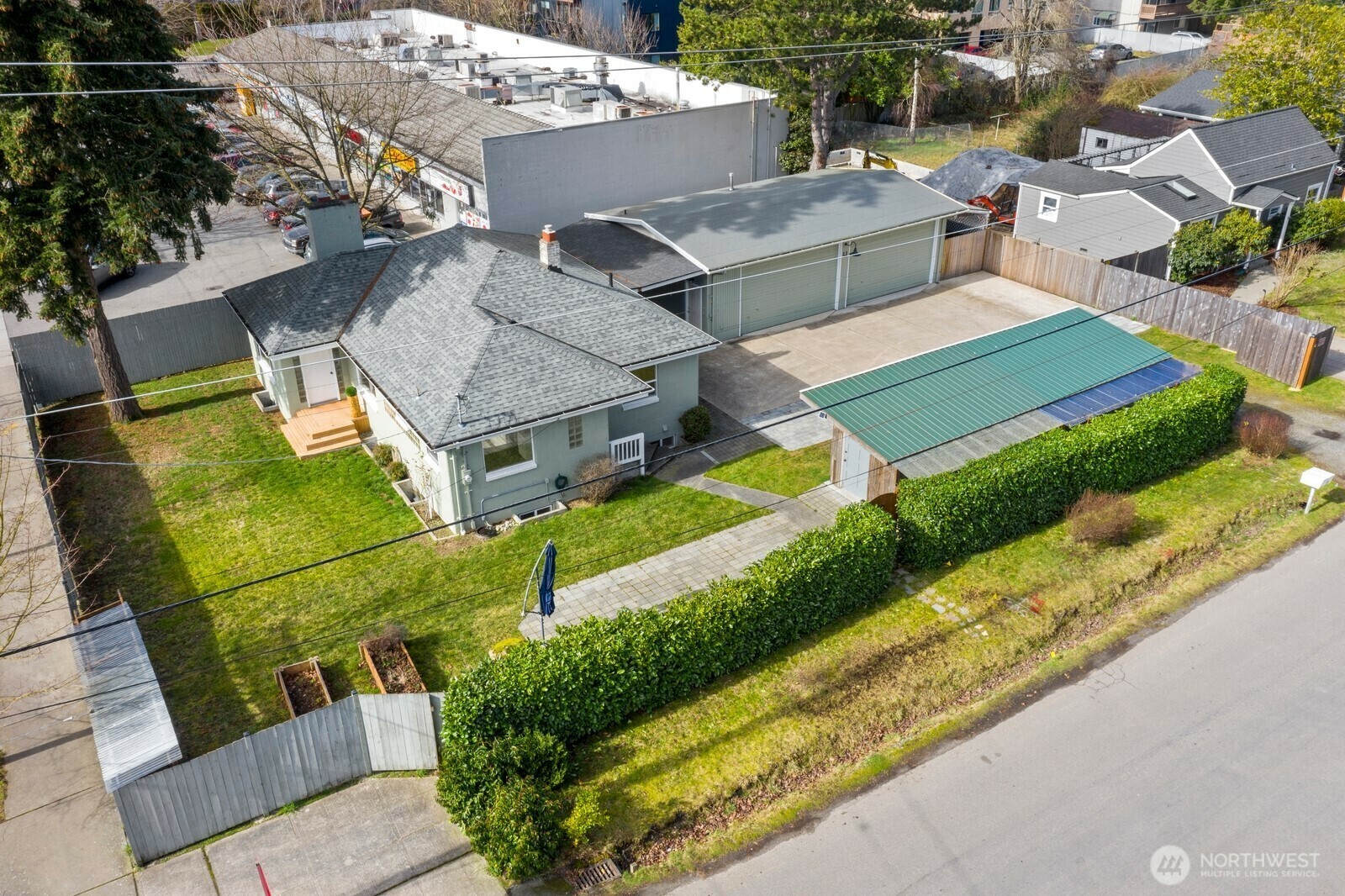 Property Photo:  326 N 125th Street  WA 98133 