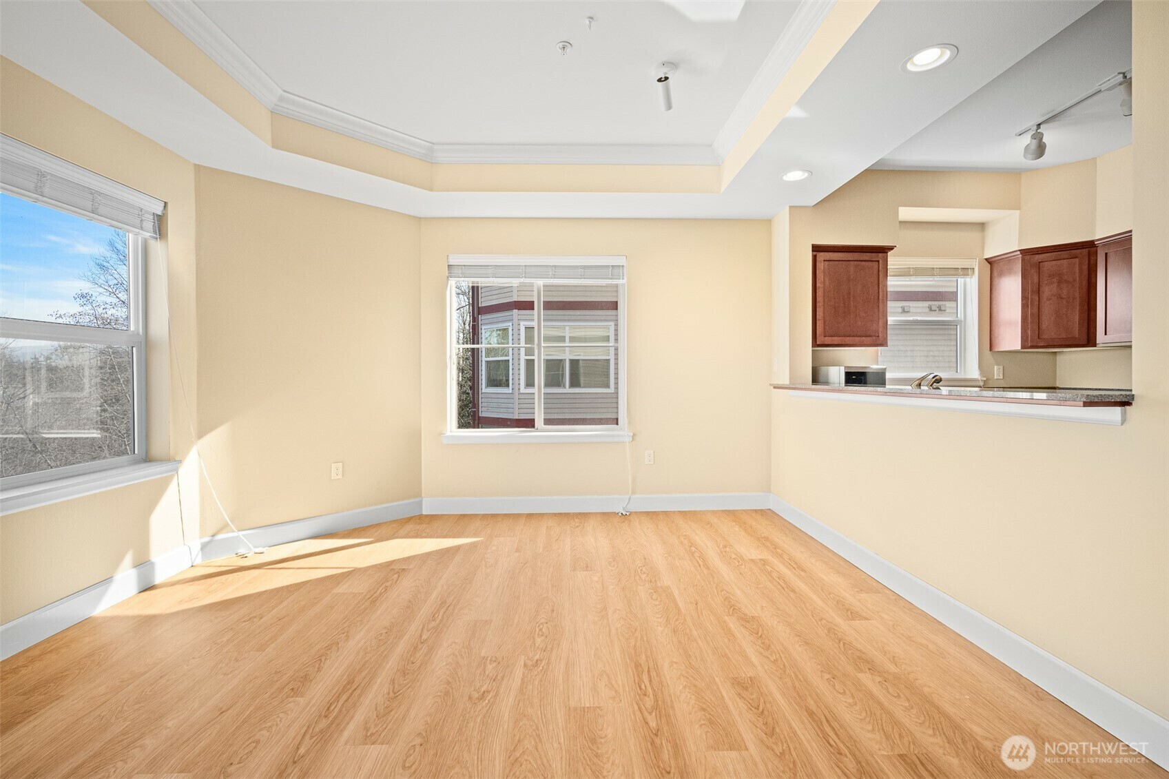 Property Photo: 251 W Bakerview Road 306 WA 98226