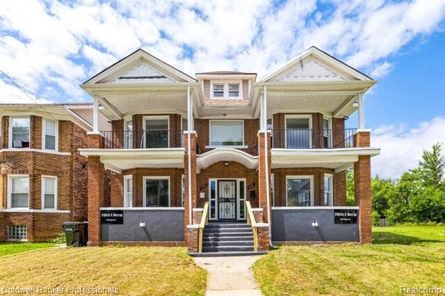 Property Photo:  633 Hague 1W Street  MI 48202 