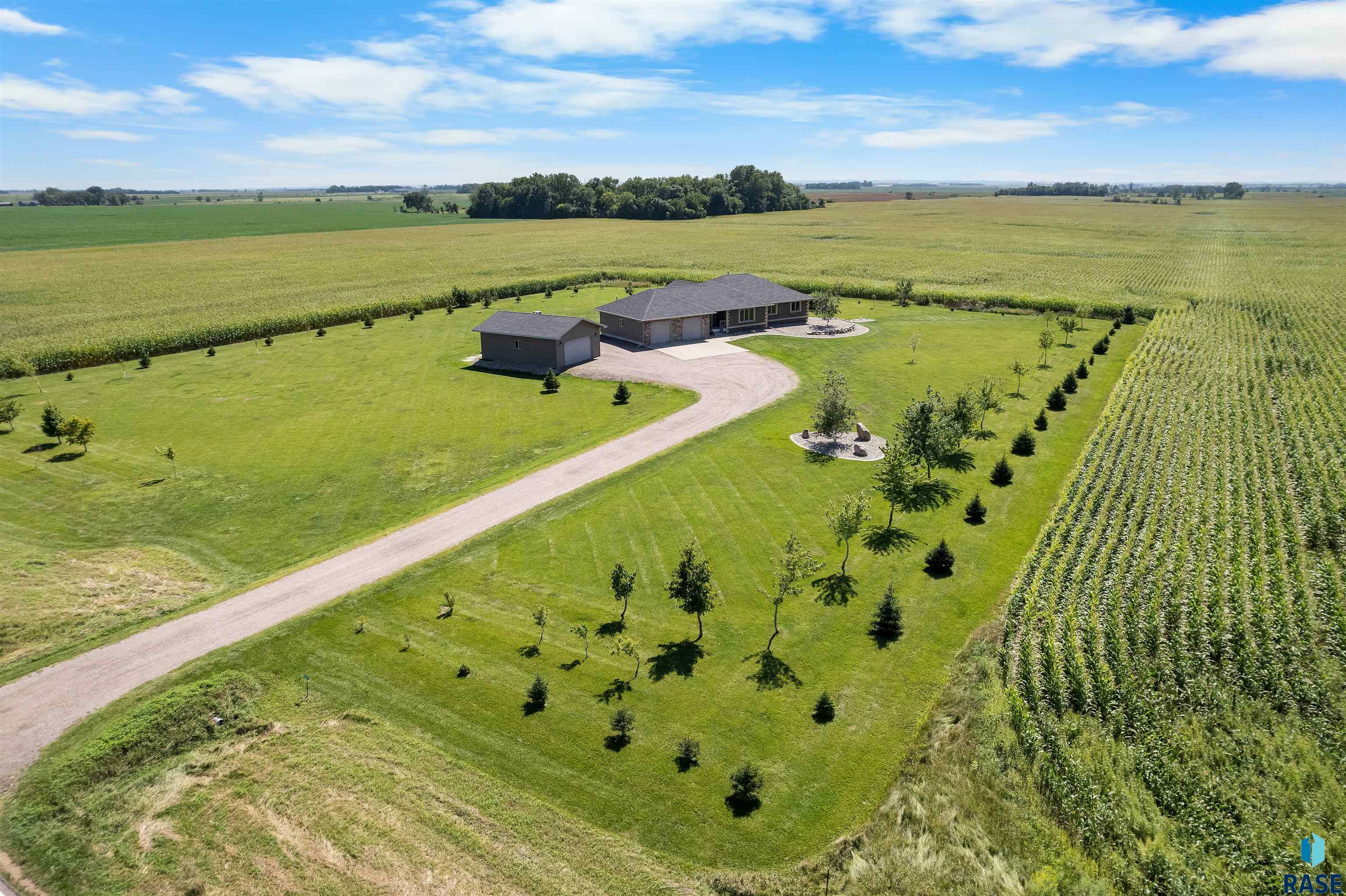 Property Photo: 47437 276th St SD 57077