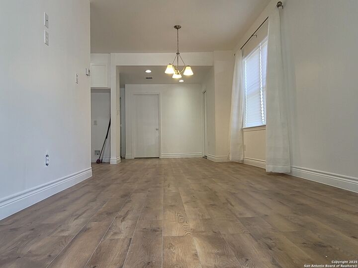 Property Photo: 1329 Delgado TX 78207