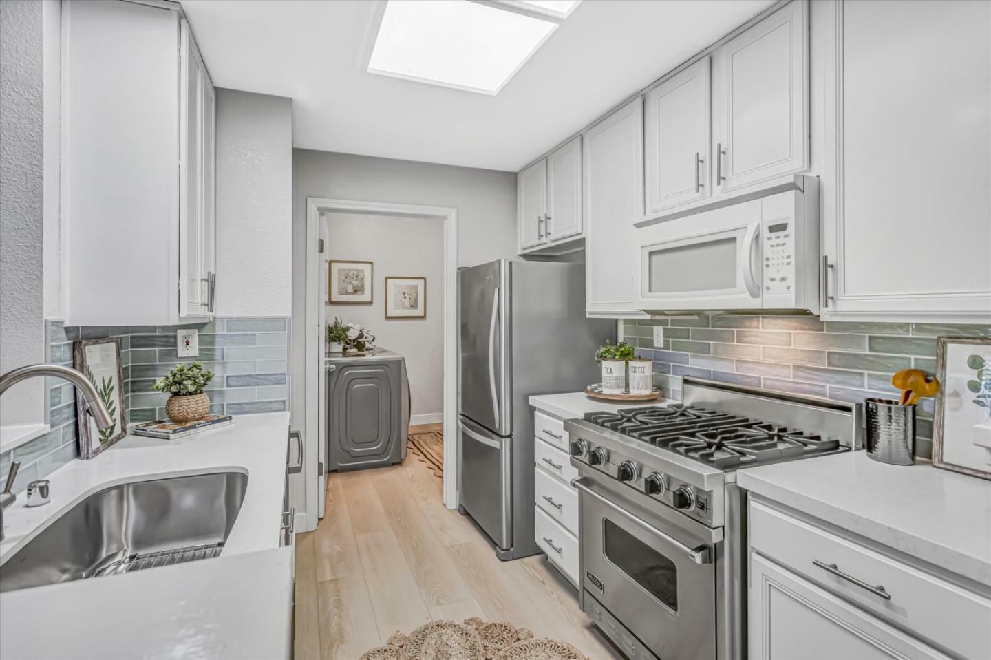 Property Photo: 602 Arcadia Terrace 105 CA 94085