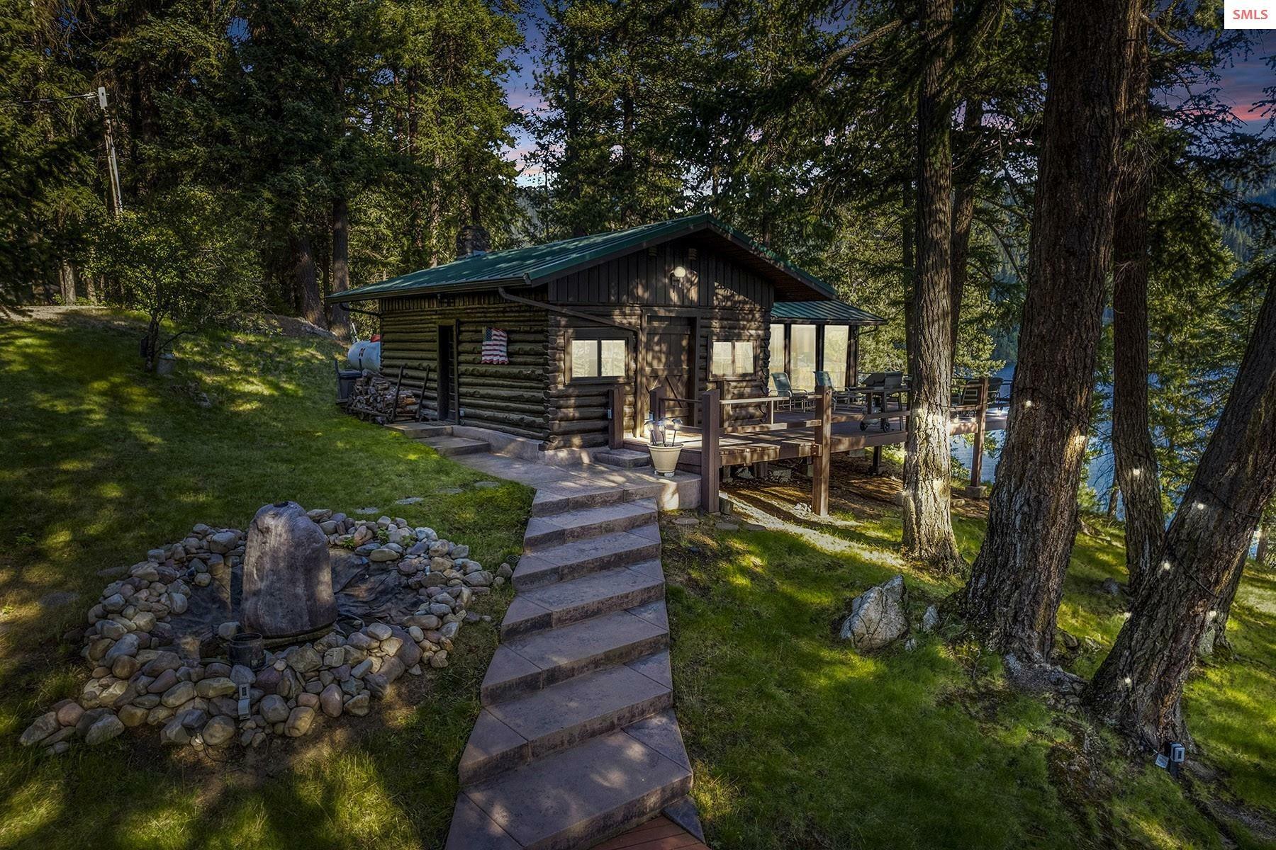 Property Photo: 6901 E Syringa Rd ID 83835