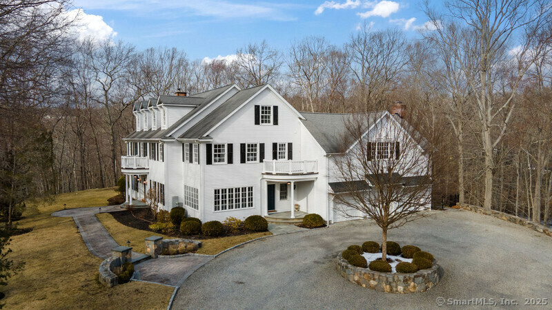 Property Photo:  275 Newtown Turnpike  CT 06883 