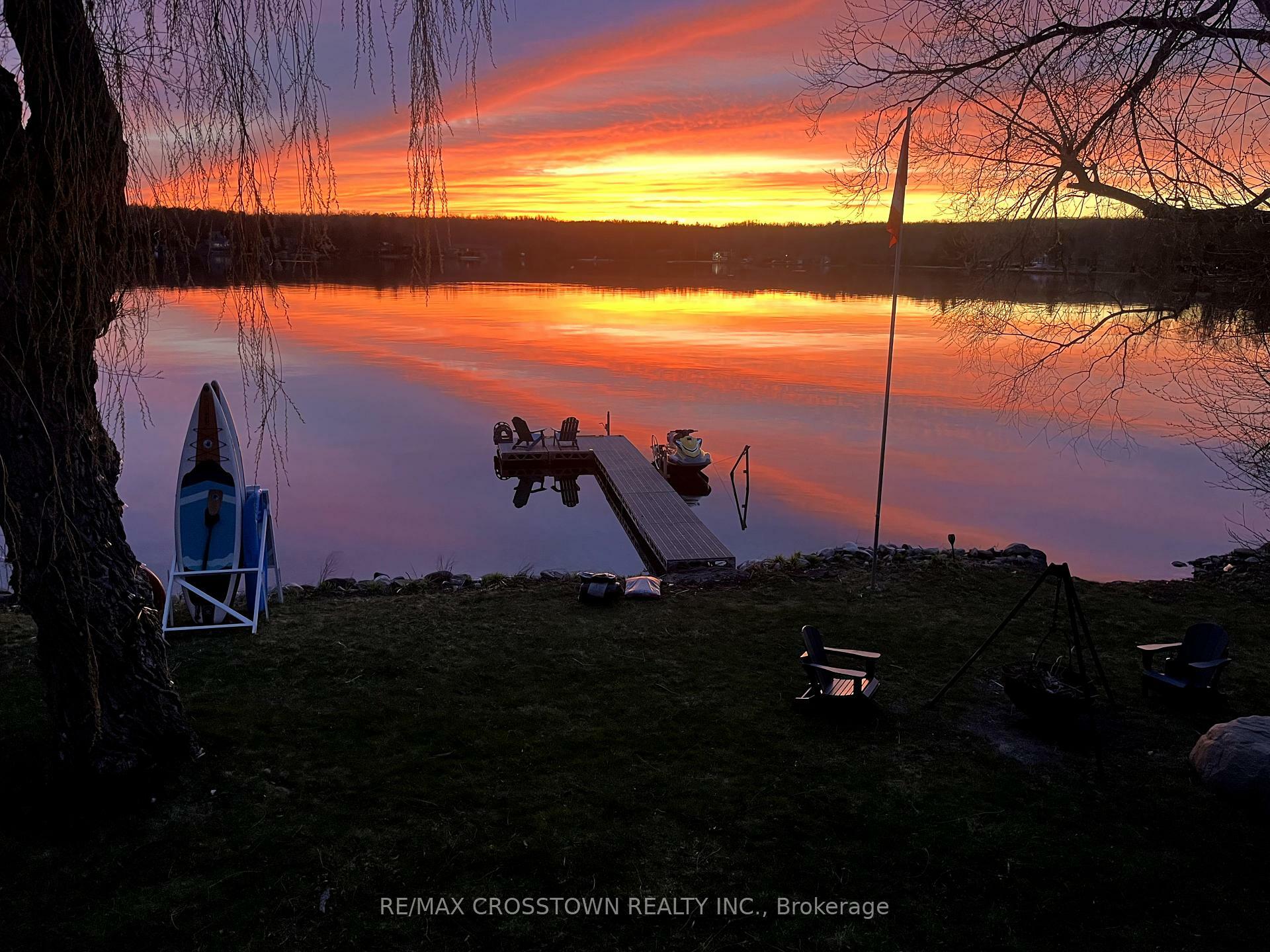 Property Photo: 241 Eight Mile Point Road ON L3V 6H1