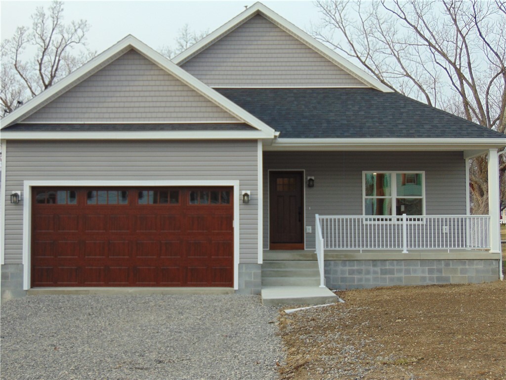 Property Photo:  145 Redstone Furnace Rd  PA 15445 