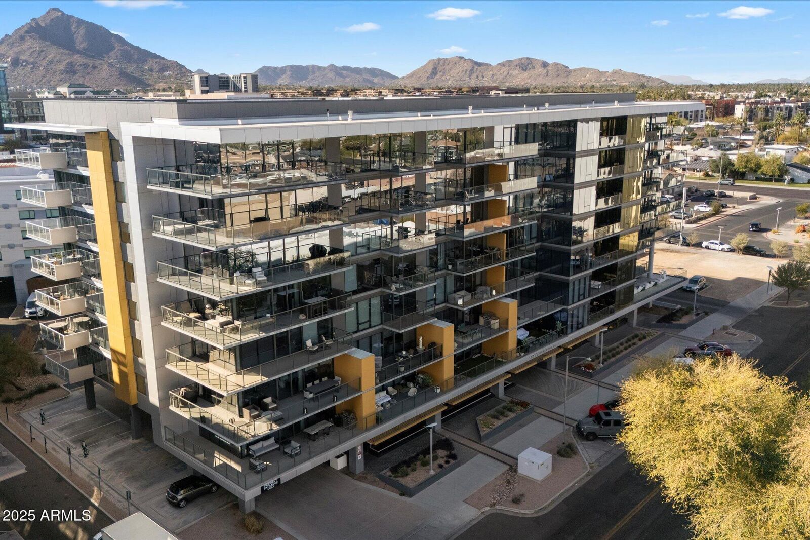 Property Photo:  4422 N 75th Street 8005  AZ 85251