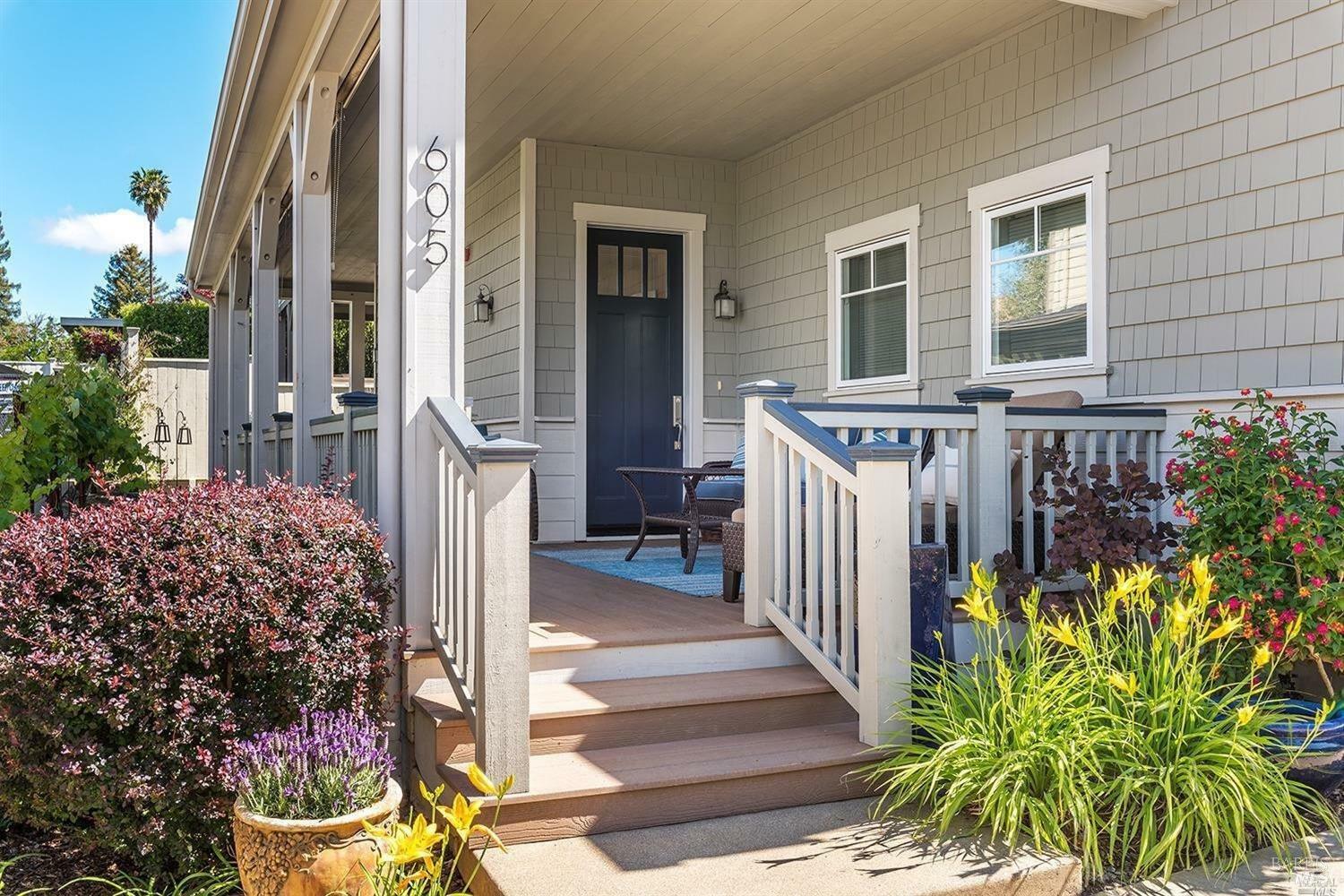 Property Photo: 605 Center Street CA 95448