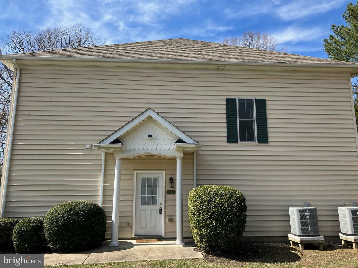 Property Photo: 22571 Chickadee Circle 3-4 MD 20653