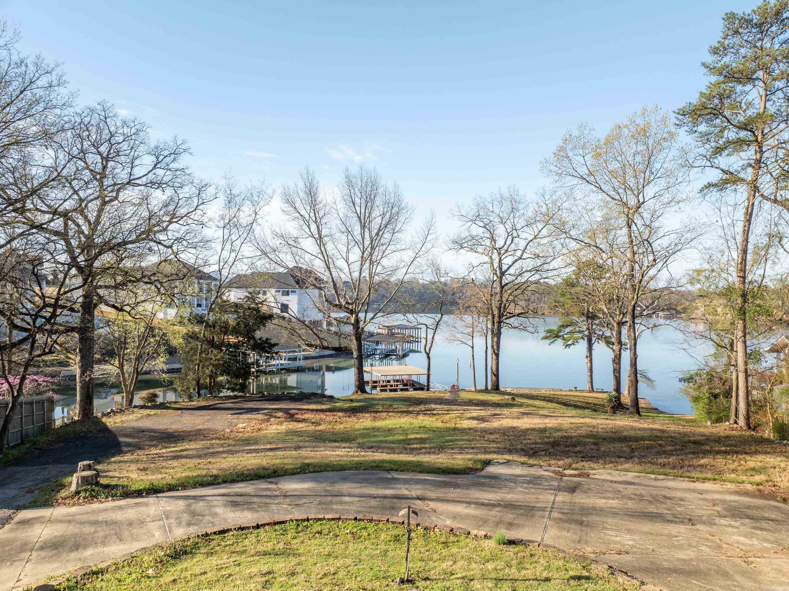 Property Photo: 211 Halteria AR 71913