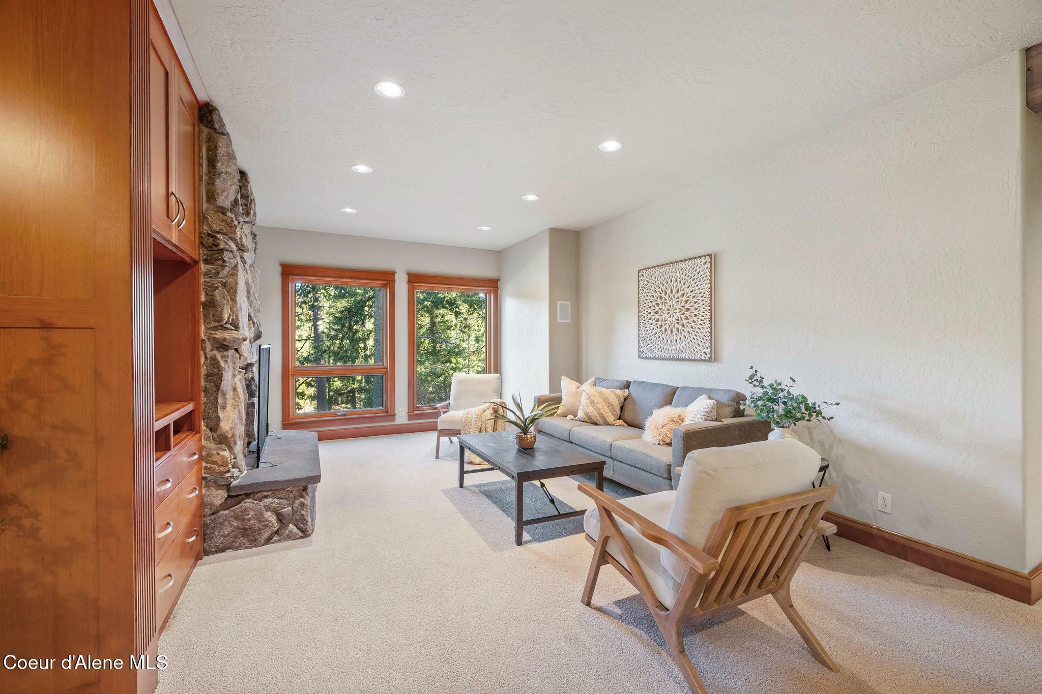 Property Photo: 10812 N Lakeview Dr ID 83835