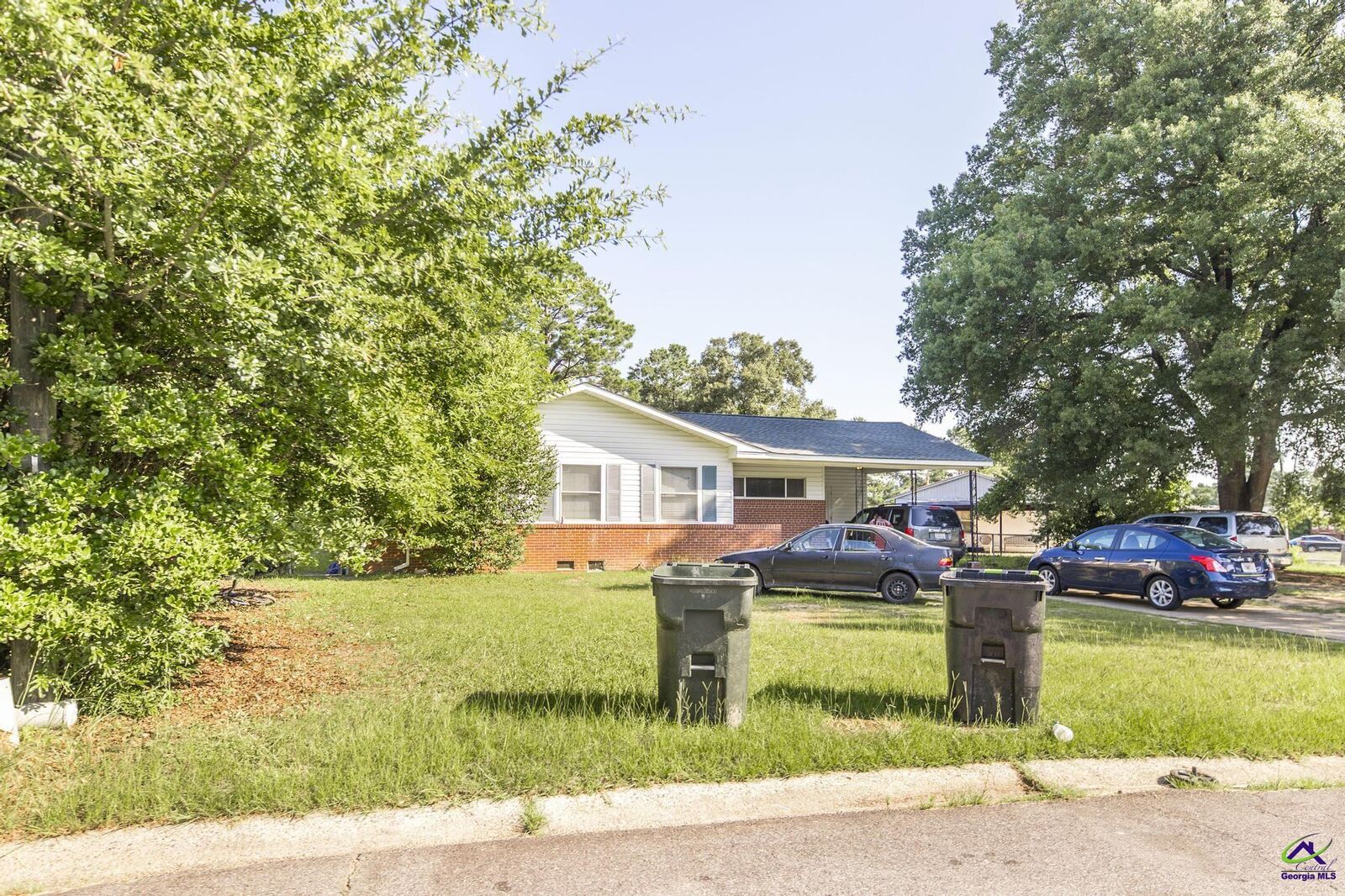 Property Photo:  109 Delaware Avenue  GA 31093 