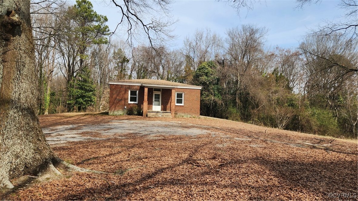 Property Photo:  902 E Westover Avenue  VA 23834 