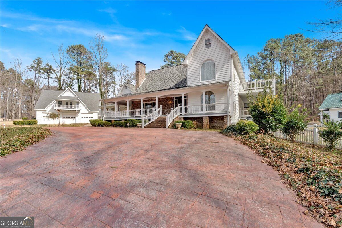 Property Photo:  300 Mill Creek Court  GA 30101 