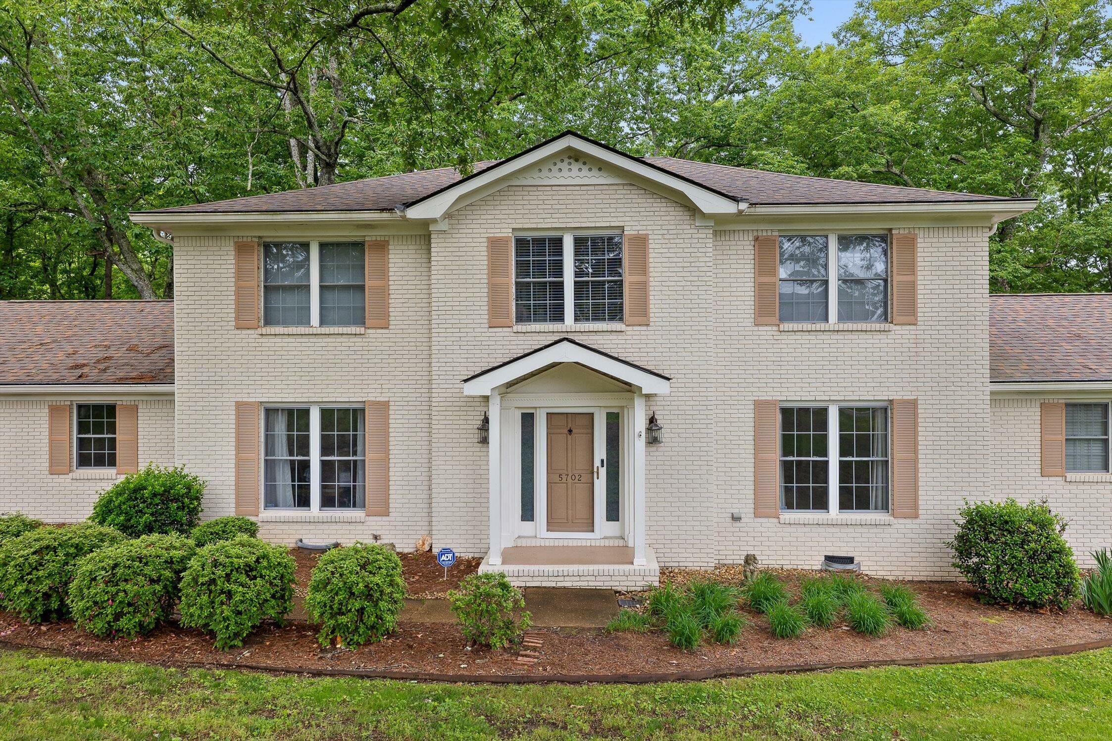 5702 Queen Mary Lane  Chattanooga TN 37415 photo
