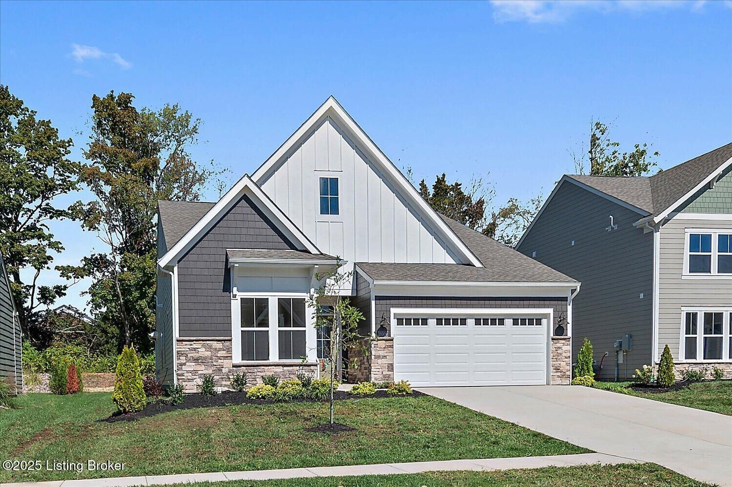 Property Photo:  10509 Vista View Dr  KY 40291 