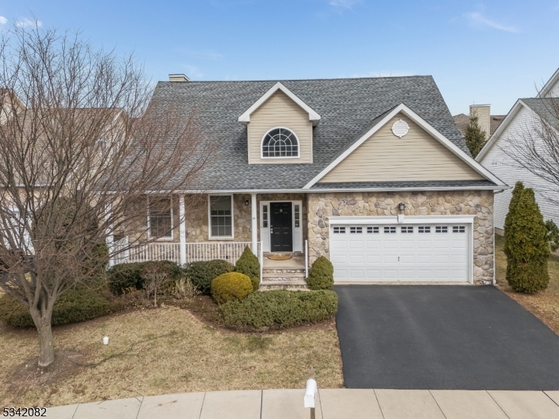 Property Photo:  29 Phipps Ct  NJ 08822 