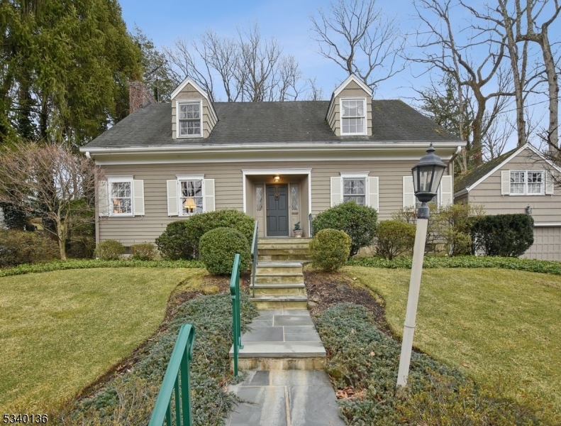 Property Photo:  104 Druid Hill Rd  NJ 07901 