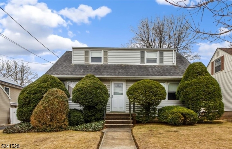 Property Photo: 32 Rossen Pl NJ 07003