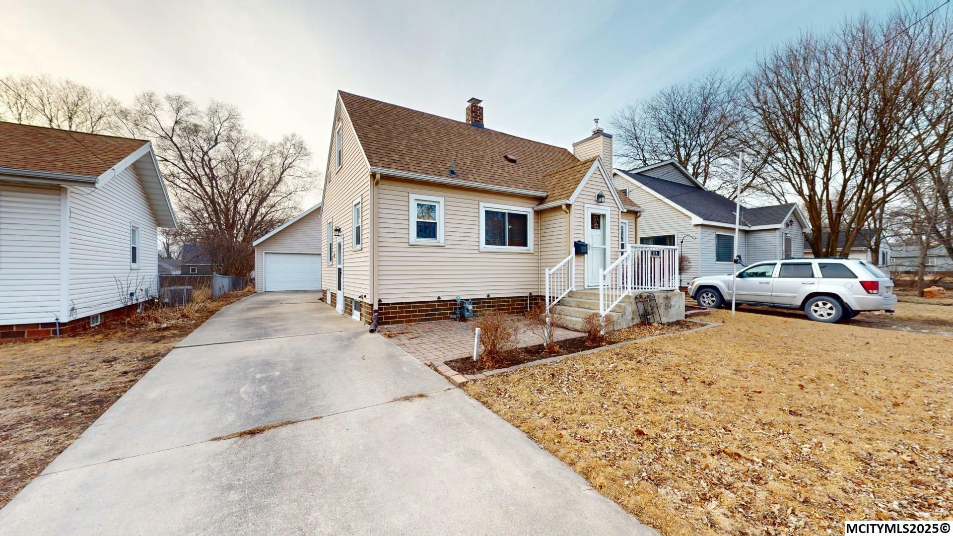 Property Photo: 712 N Jackson IA 50401