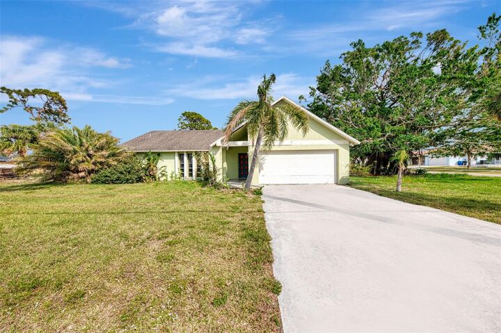 35 Michigan Avenue  Englewood FL 34223 photo