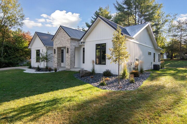 Property Photo:  235 Steves Scenic Drive  MI 49246 