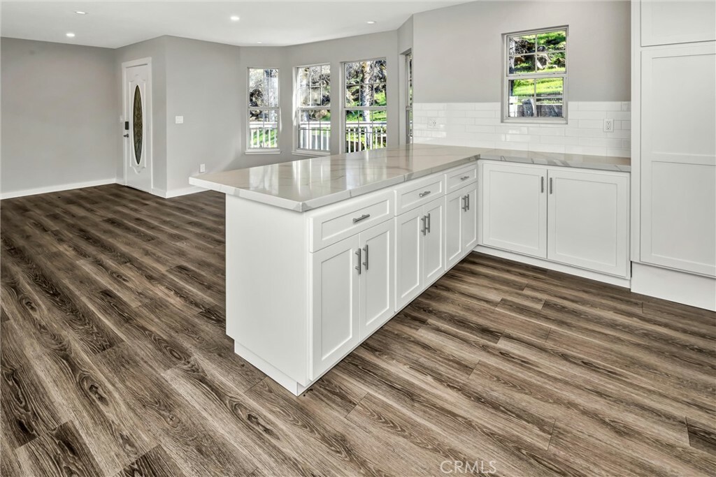 Property Photo: 17039 Knollview Drive CA 95467