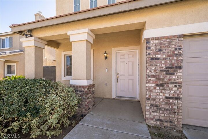 Property Photo:  13967 Estate Way  CA 92394 
