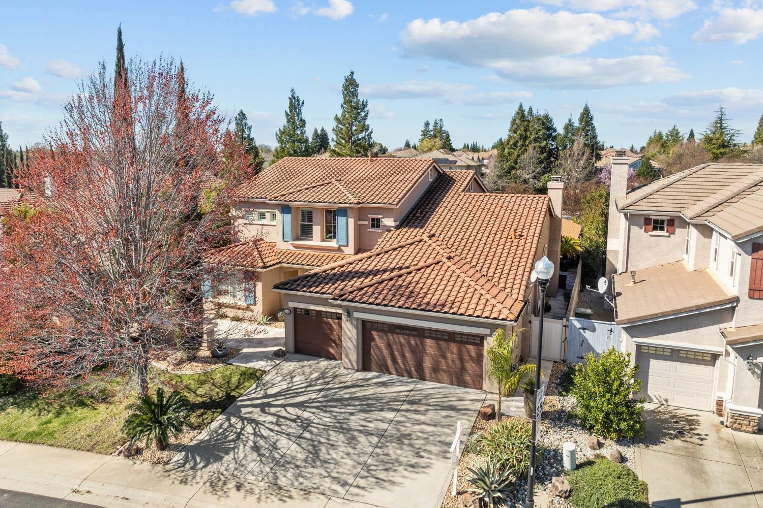 108 Diamond Grove Court  Roseville CA 95747 photo